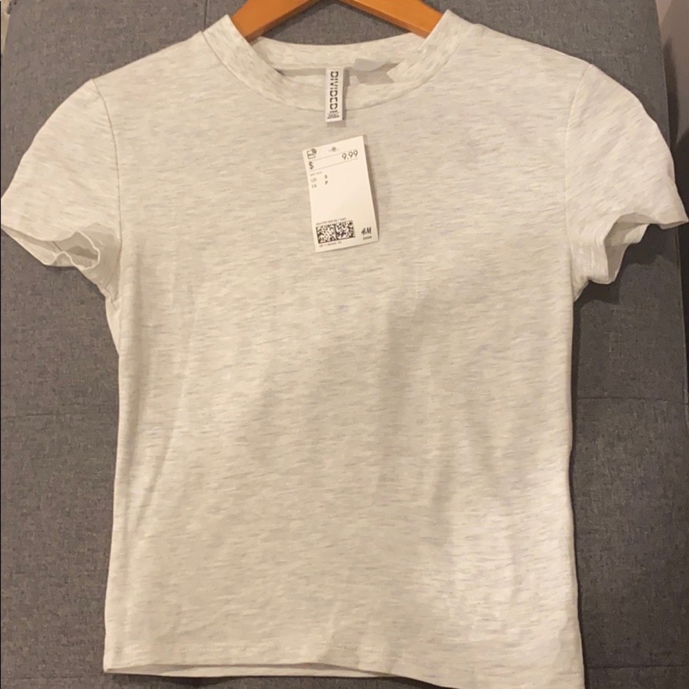 Short fitted shirt, cotton with rounded neckline